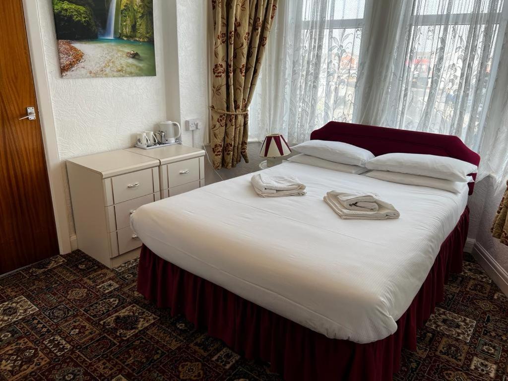 בלקפול Delton Hotel מראה חיצוני תמונה