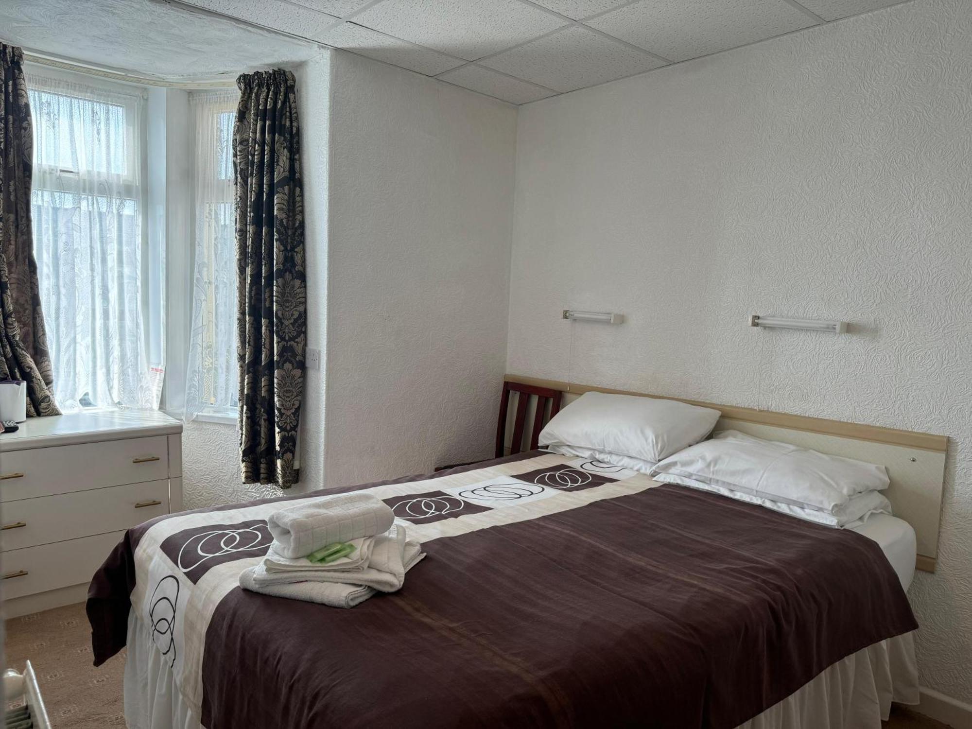 בלקפול Delton Hotel מראה חיצוני תמונה