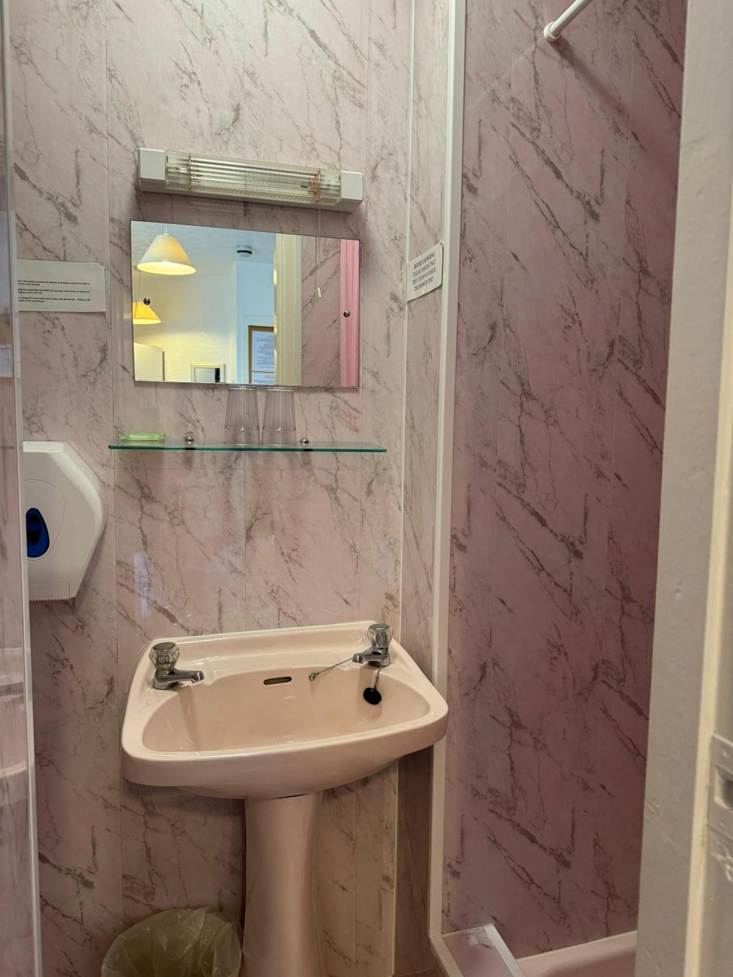 בלקפול Delton Hotel מראה חיצוני תמונה